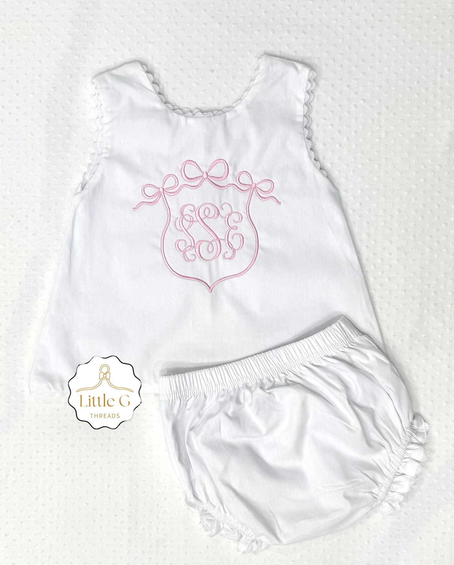 Triple Bow Crest Swing Back Diaper Set